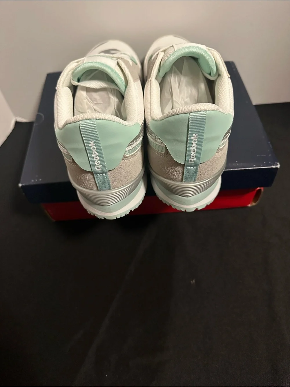 Reebok Classic Women’s Size 7 Spark Flash Grey White Mint AR30248G – New in Box